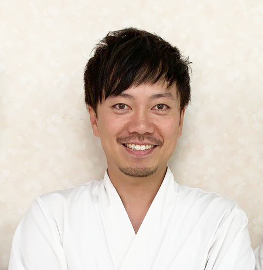 堂山貴士